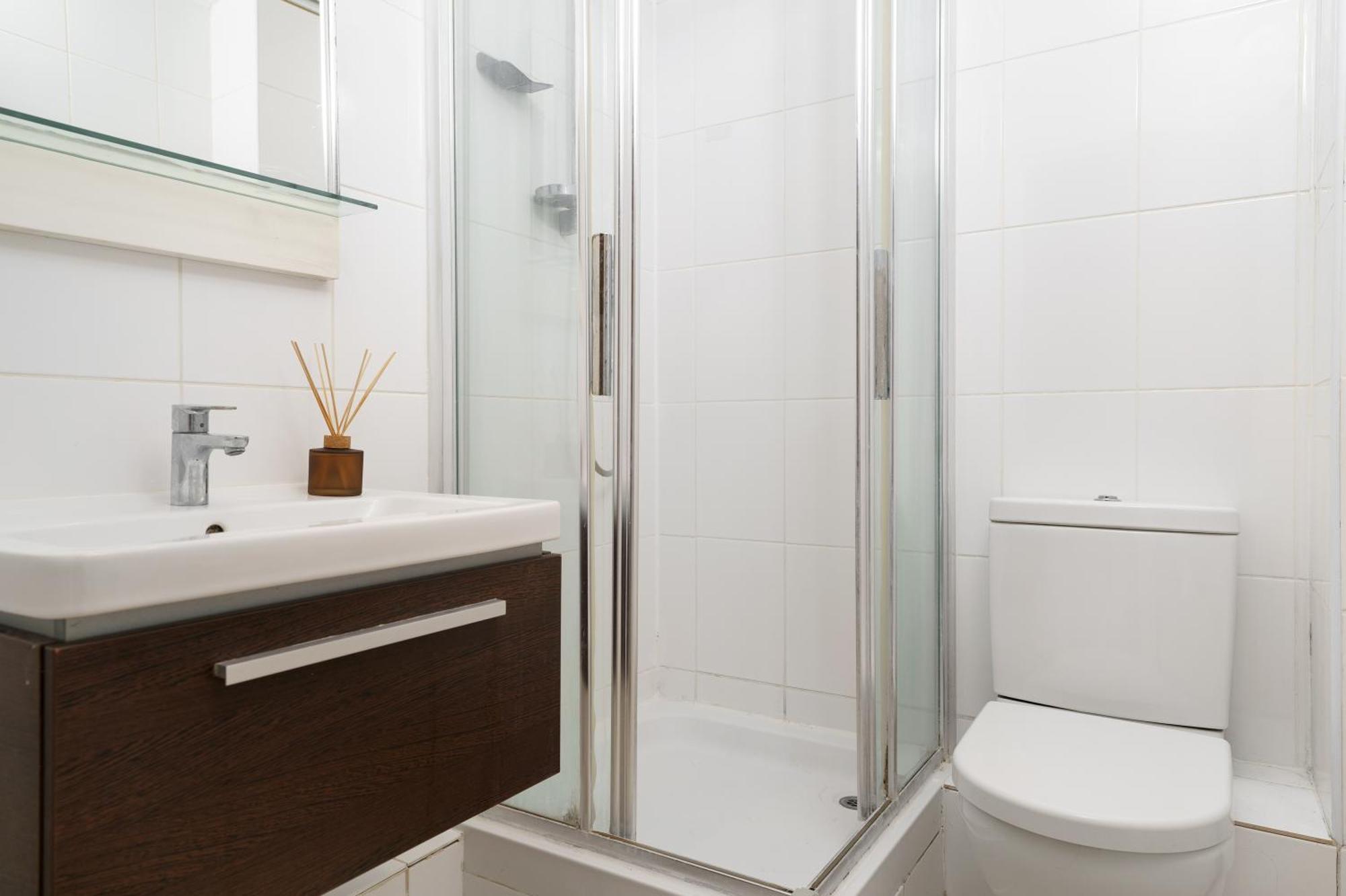 Modern 3br - Flat Sleeps 8 - Walk To Liverpool St Apartment *