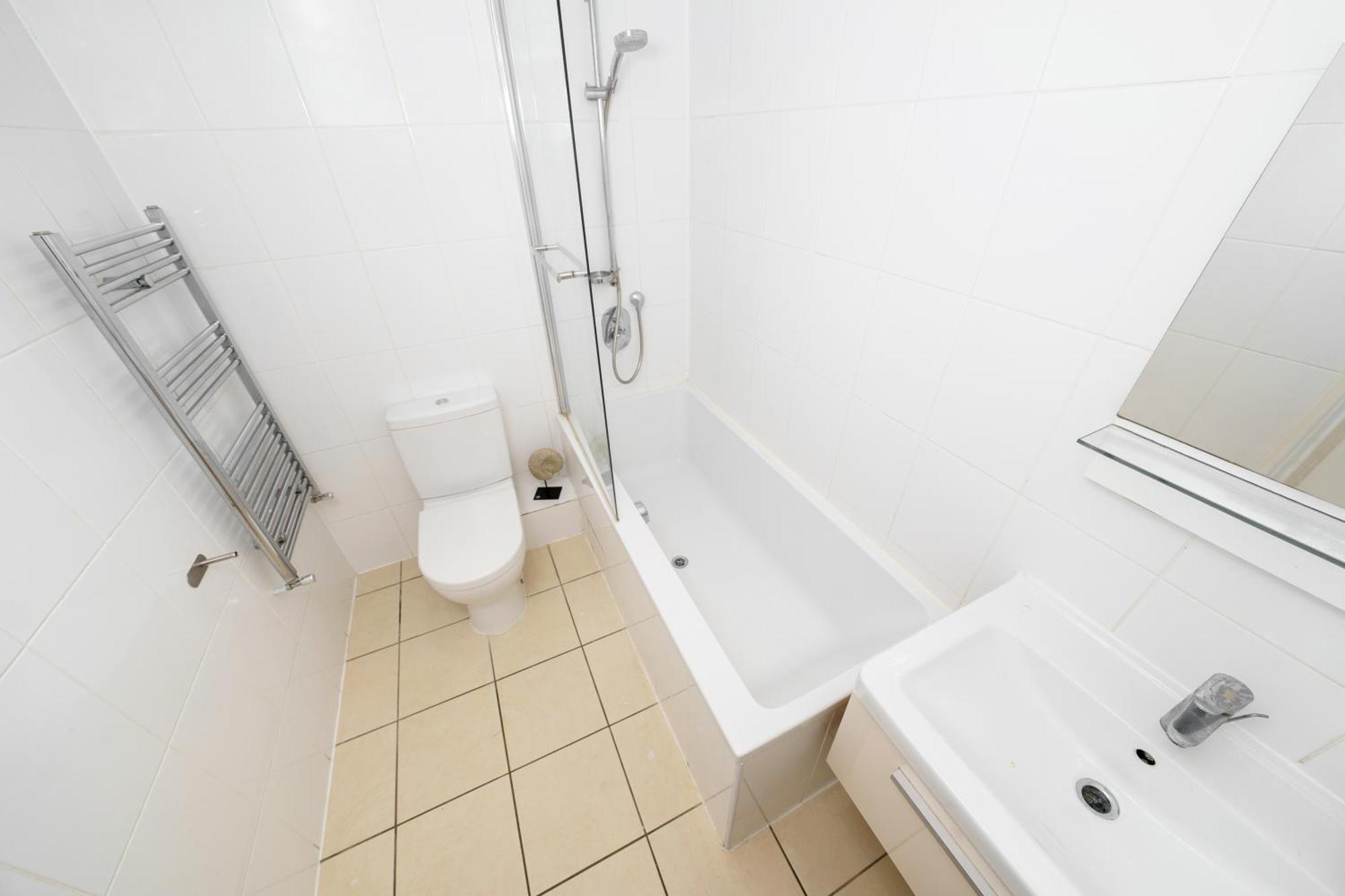 Modern 3br - Flat Sleeps 8 - Walk To Liverpool St *