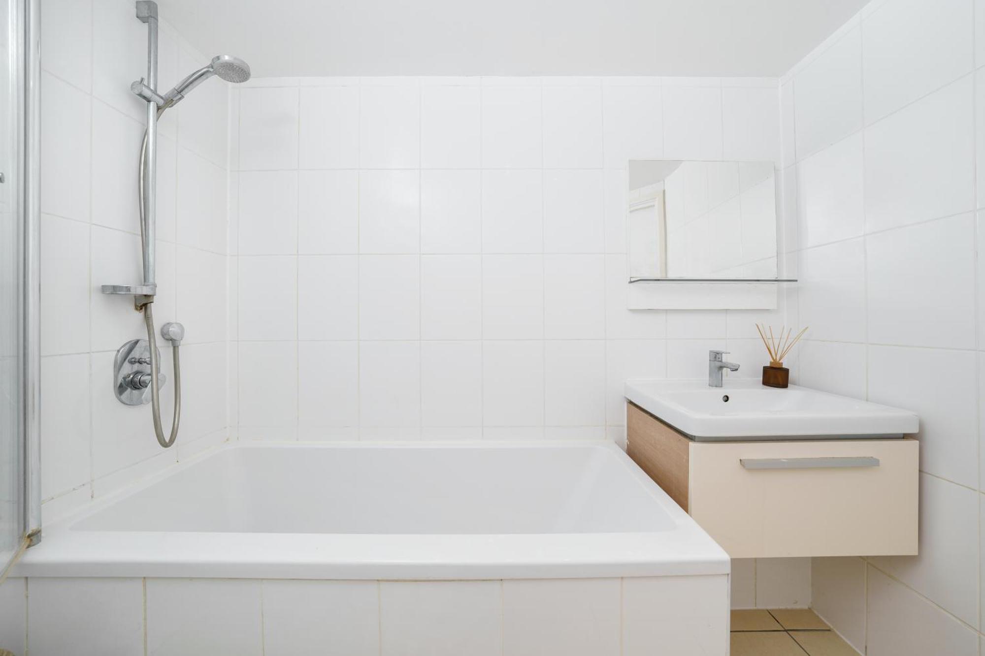 Apartment Modern 3br - Flat Sleeps 8 - Walk To Liverpool St *