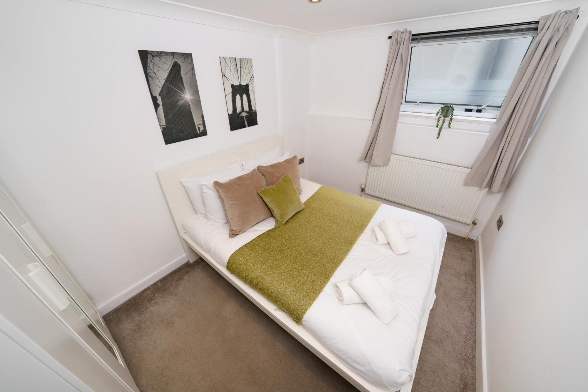 Apartment Modern 3br - Flat Sleeps 8 - Walk To Liverpool St London